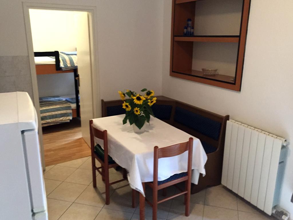 Aqua Family Apartments Karigador Zewnętrze zdjęcie
