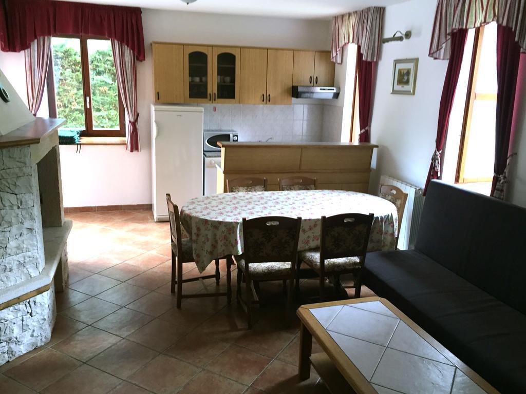 Aqua Family Apartments Karigador Zewnętrze zdjęcie
