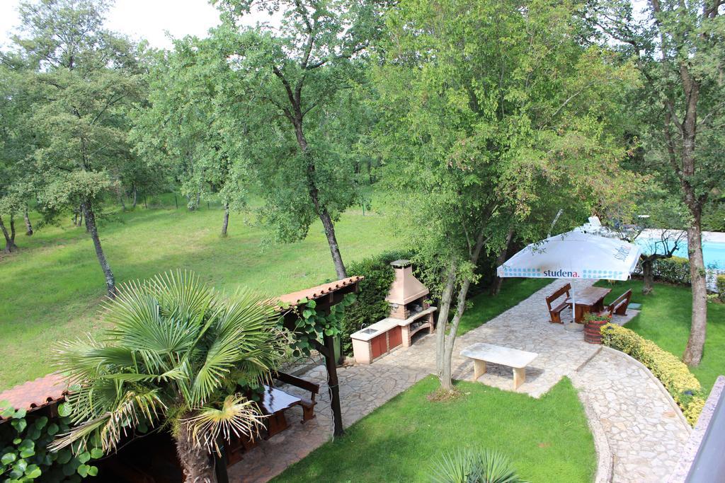 Aqua Family Apartments Karigador Zewnętrze zdjęcie